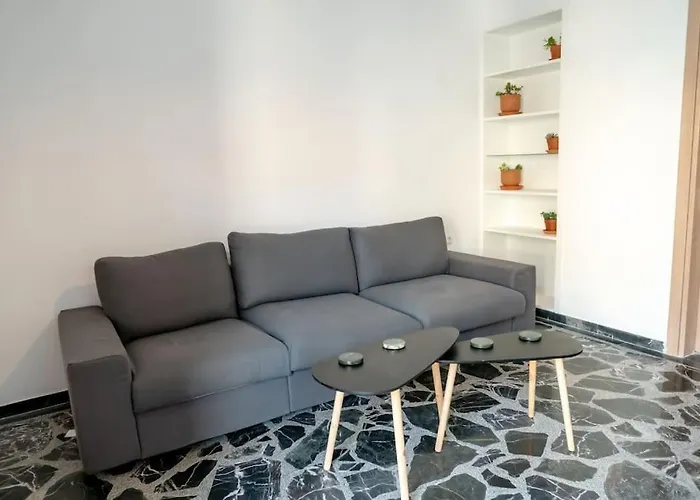 Olvia A Breath Away From Old Town Center Апартаменти *