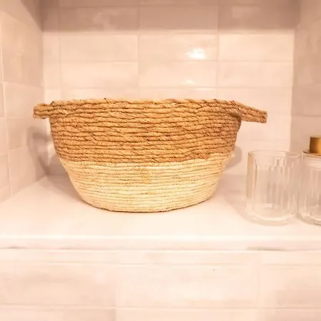 Olvia A Breath Away From Old Town Center Apartament *