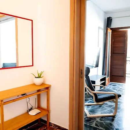 Olvia A Breath Away From Old Town Center Apartament