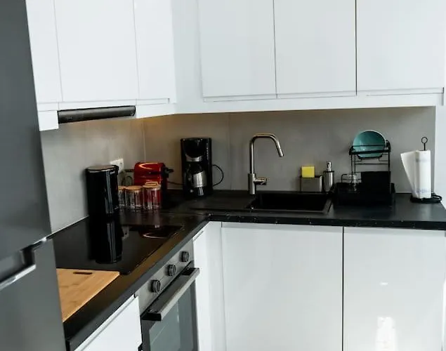 Olvia A Breath Away From Old Town Center *