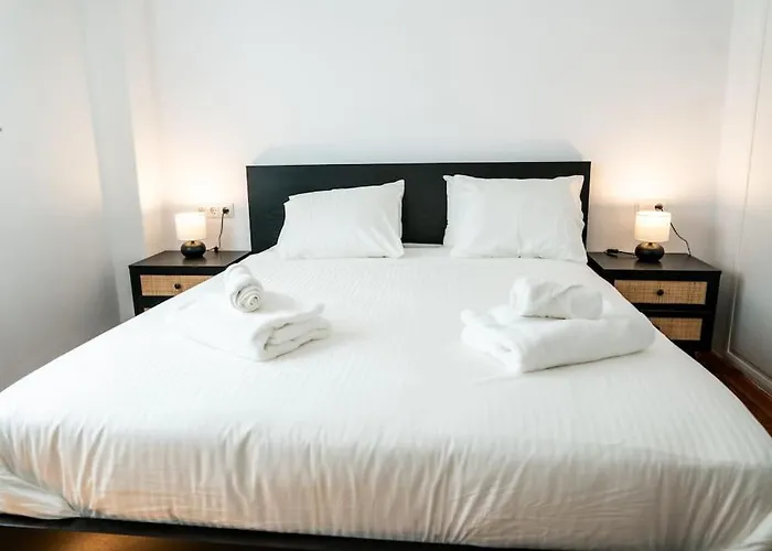 Olvia A Breath Away From Old Town Center *