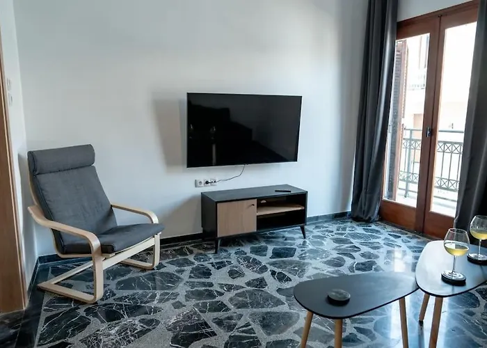 Olvia A Breath Away From Old Town Center * Rétino